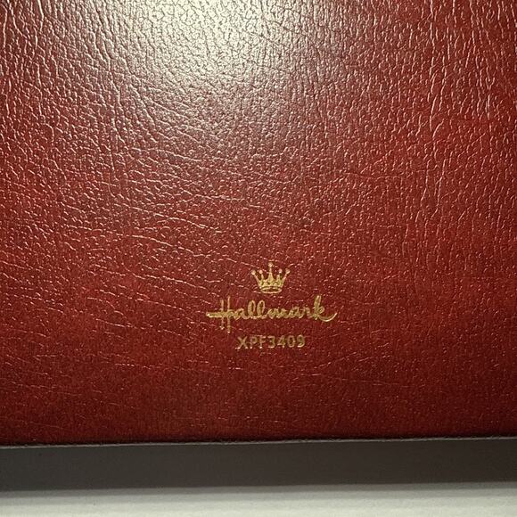 1995 A CHRISTMAS CAROL Hallmark Charles Dickens Leather Bound Book VTG Scrooge - Picture 4 of 5